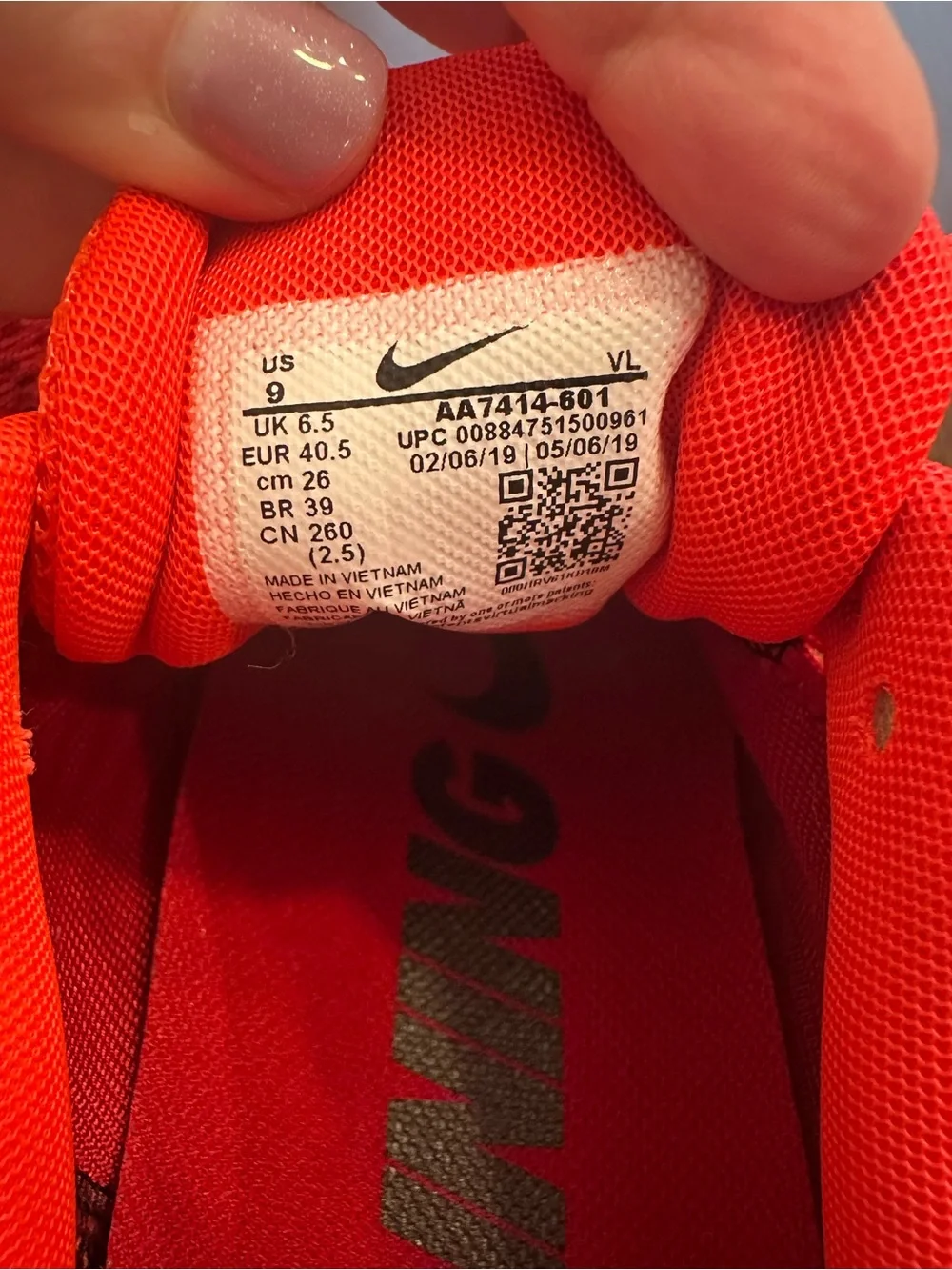 Women’s Nike Zoom Winflo 5 Crimson Size 9 NWOT